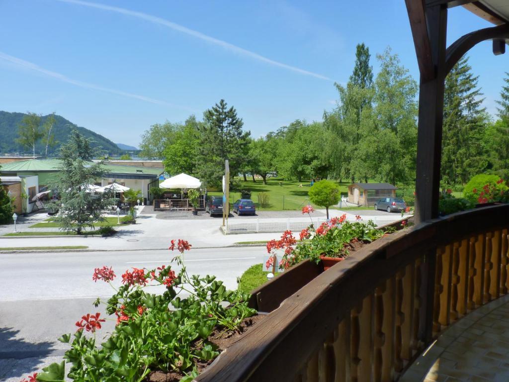 Das Alpensee Unterburg am Klopeiner See Buitenkant foto